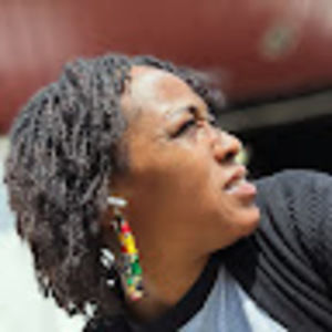 Meet your Posher, Shana